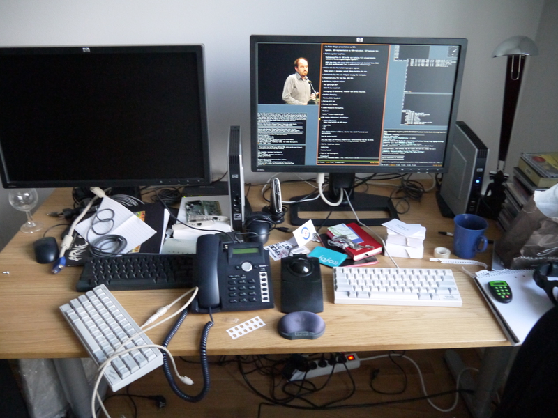 desk-20130105-small.jpg